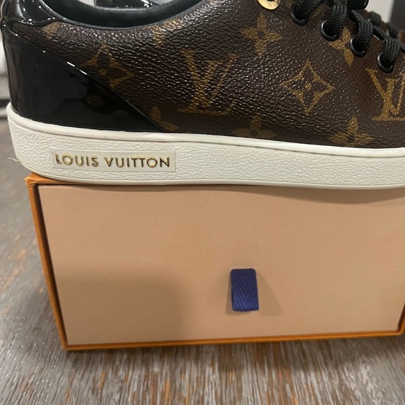 Louis Vuitton Frontrow Sneaker (Size 37) - Picture 5 of 8
